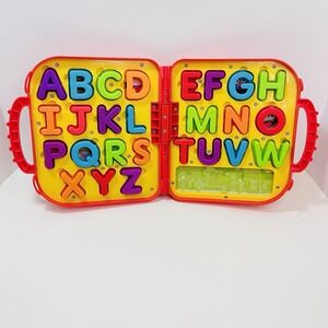 Hasbro Sesame Street Elmo's On The Go Letters Alphabet w/ Carry Case COMPLETE